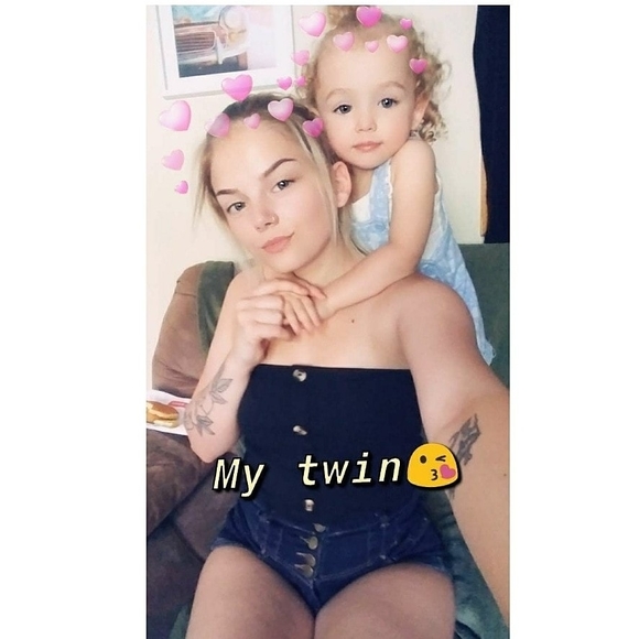 Meet your Posher, Chelsey - Picture 1 of 1